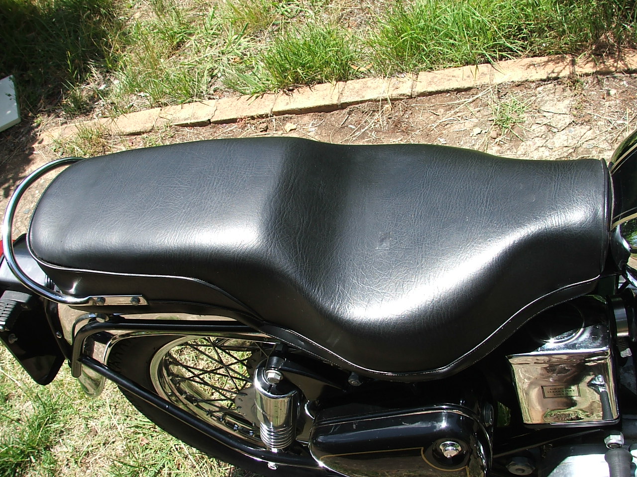 Right, top view of seat condition, 350 enfield