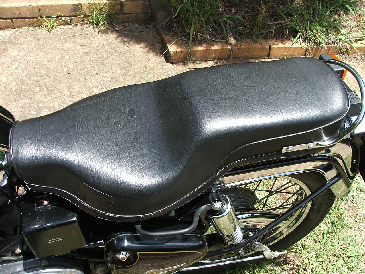 Left, top view of seat condition, 350 enfield